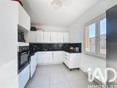 Maison - 109 m² - 5 pièces