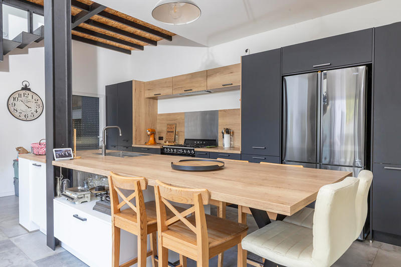 Maison - 265 m² - 6 pièces