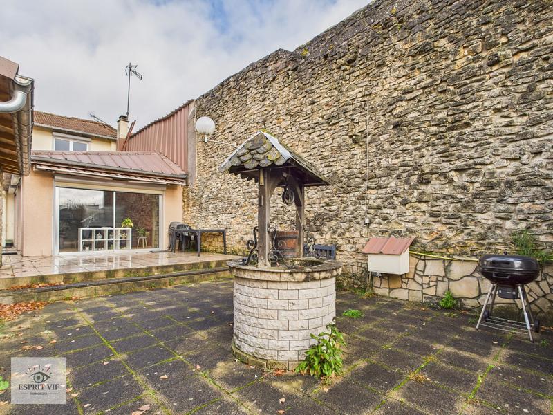 Maison - 138 m² - 6 pièces