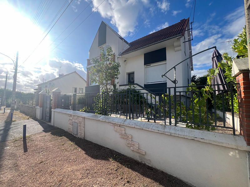 Maison - 156 m² - 6 pièces