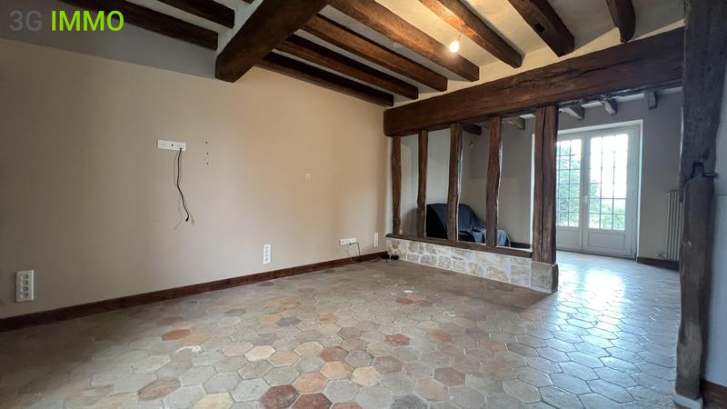 Maison ancienne - 206 m² - 8 pièces