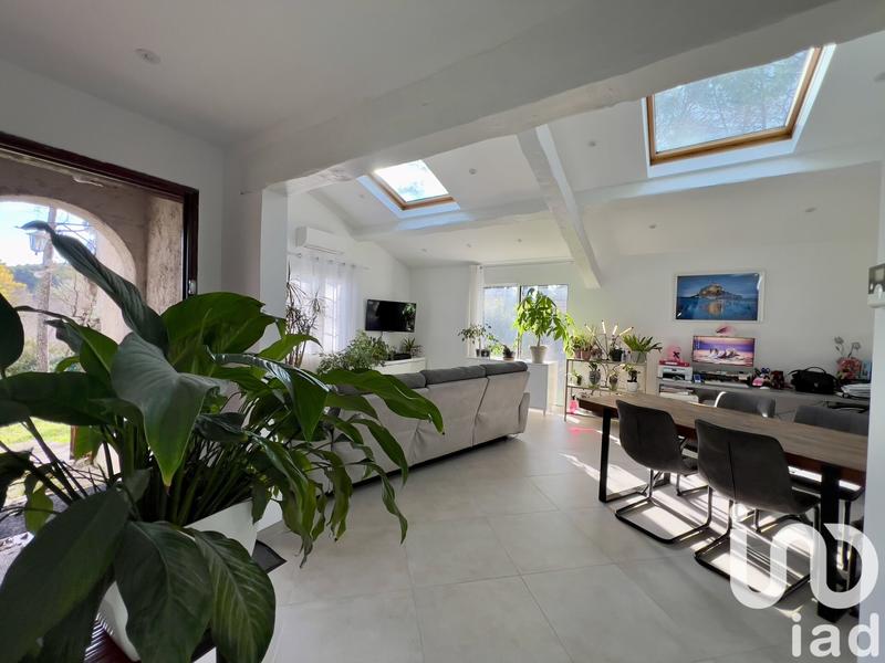 Maison - 111 m² - 5 pièces