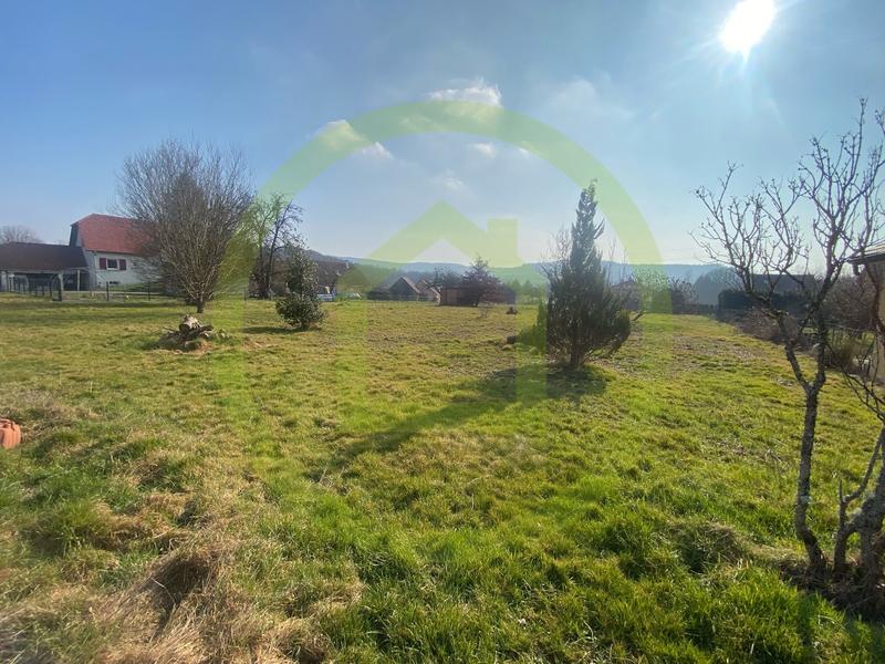 Terrain - 1 500 m²