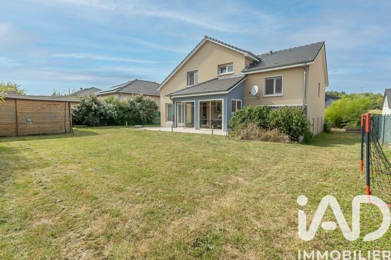 Maison - 152 m² - 6 pièces