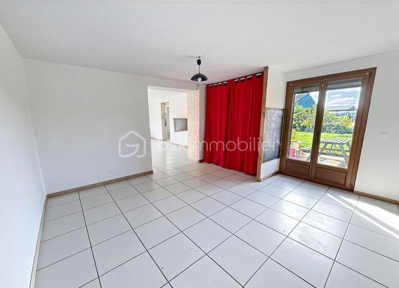 Maison - 135 m² - 8 pièces