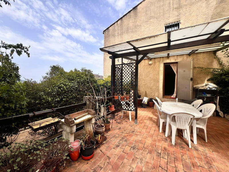 Maison ancienne - 121 m² - 6 pièces