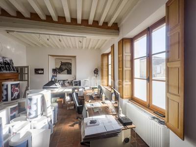 Maison - 200 m² - 4 pièces