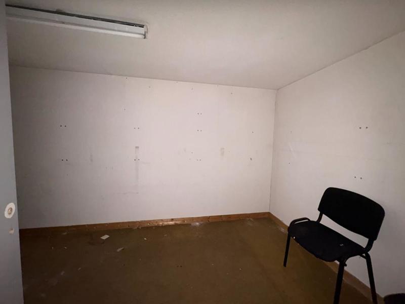 Local commercial - 97 m² - 2 pièces