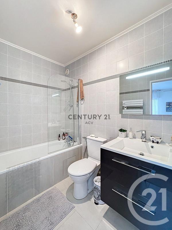 Appartement - 108 m² - 5 pièces