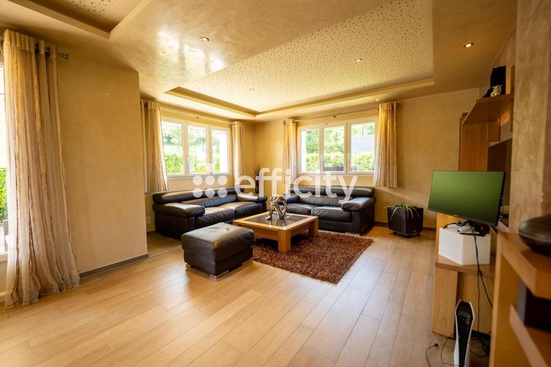 Maison - 175 m² - 6 pièces