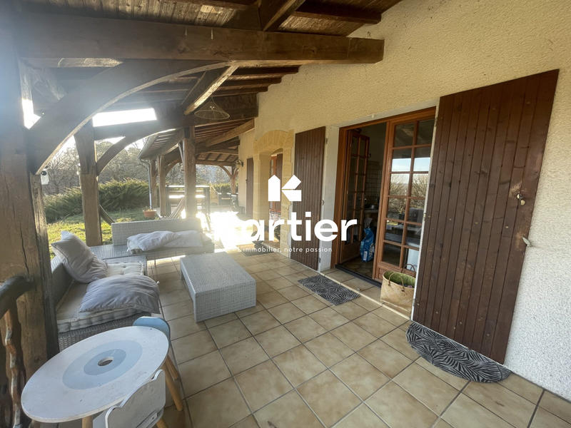 Maison traditionnelle - 114 m² - 4 pièces