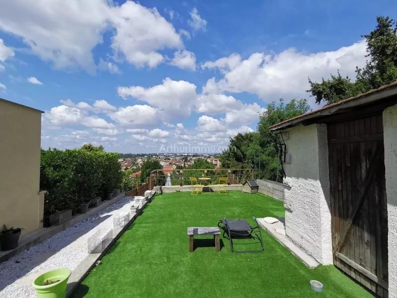 Maison - 110 m² - 6 pièces