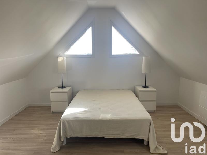 Maison - 222 m² - 7 pièces