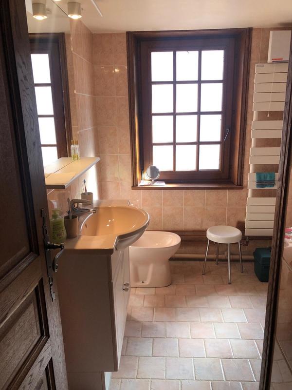 Maison - 232 m² - 9 pièces