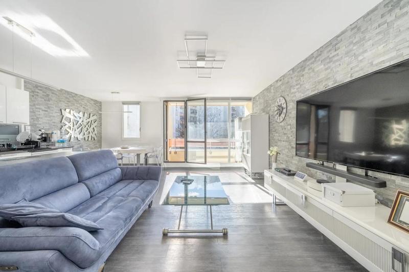 Appartement - 88 m² - 4 pièces