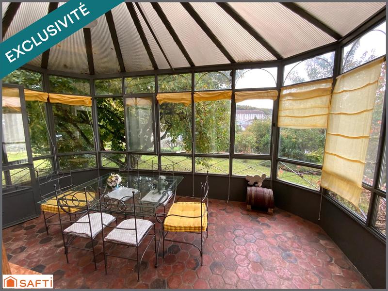 Maison de maîtres - 280 m² - 10 pièces