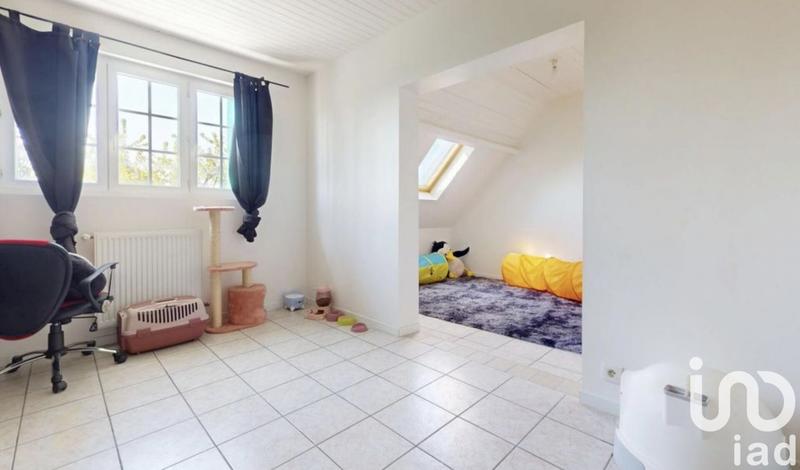 Maison - 235 m² - 7 pièces