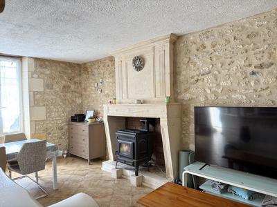 Maison - 98 m² - 4 pièces