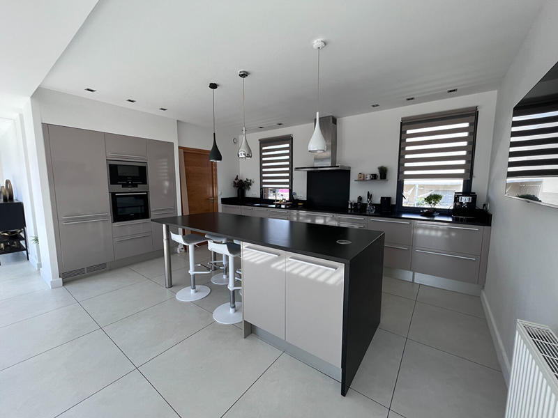 Appartement - 162 m² - 5 pièces