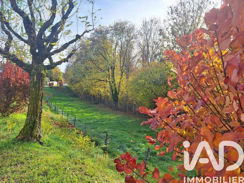 Maison - 225 m² - 7 pièces