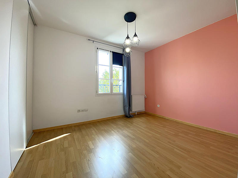 Maison - 88 m² - 5 pièces