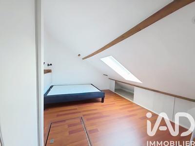 Maison - 75 m² - 5 pièces