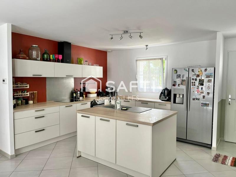 Maison - 90 m² - 4 pièces