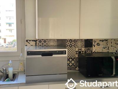 Chambre - 11 m² - 1 pièce