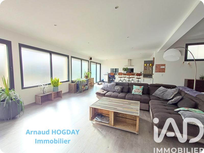 Maison de maîtres - 264 m² - 3 pièces