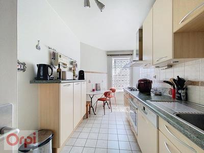 Appartement - 104 m² - 5 pièces