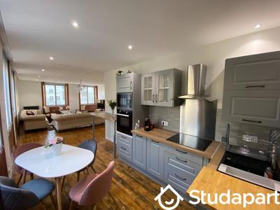 Appartement - 80 m² - 3 pièces