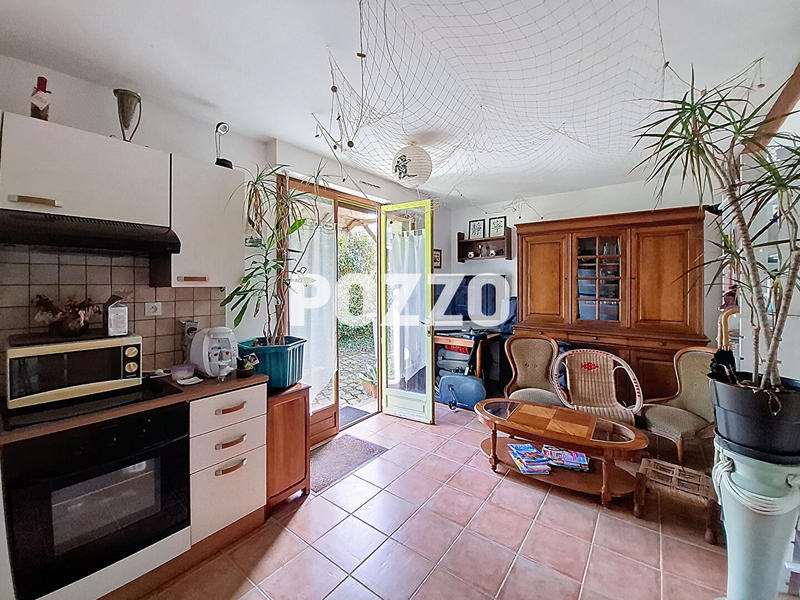 Maison - 165 m² - 8 pièces