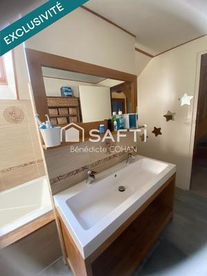 Maison - 146 m² - 9 pièces