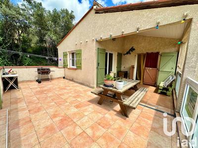 Maison - 185 m² - 5 pièces