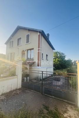 Maison de ville - 140 m² - 5 pièces