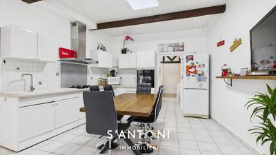 Maison - 96 m² - 3 pièces