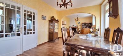 Maison - 96 m² - 5 pièces