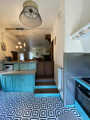 Propriété - 195 m² - 6 pièces