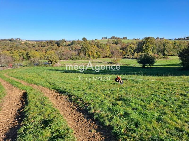 Terrain constructible - 4 620 m²