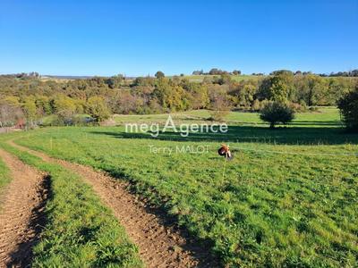 Terrain constructible - 4 620 m²