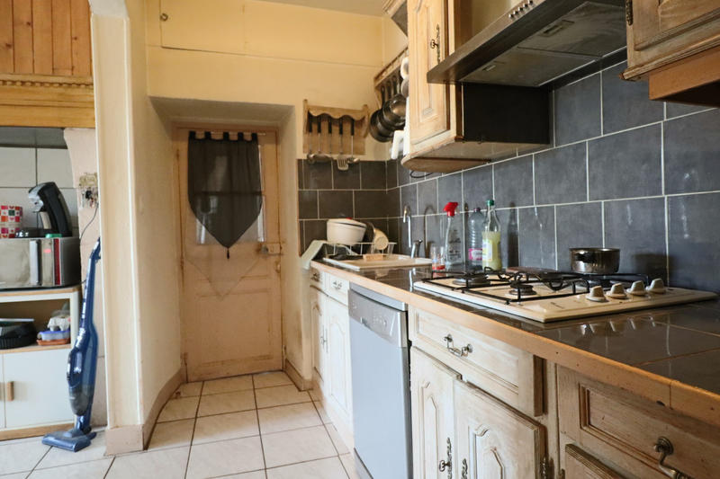 Maison - 104 m² - 8 pièces