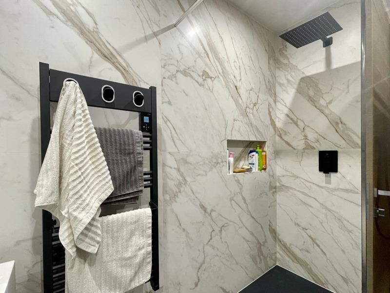 Appartement - 82 m² - 3 pièces