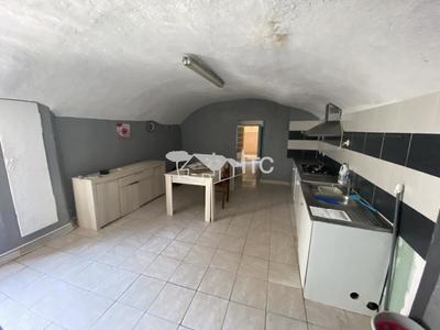 Maison de village - 140 m² - 6 pièces