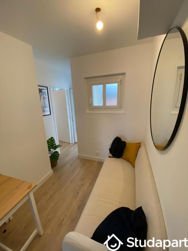 Chambre - 11 m² - 1 pièce