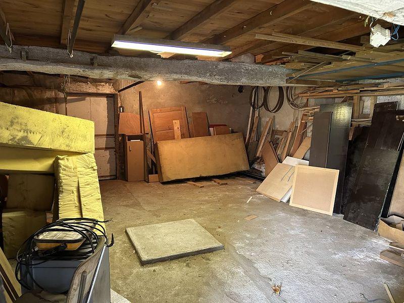 Corps de ferme - 400 m² - 6 pièces