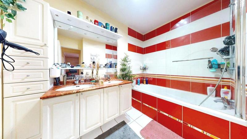 Appartement - 87 m² - 3 pièces