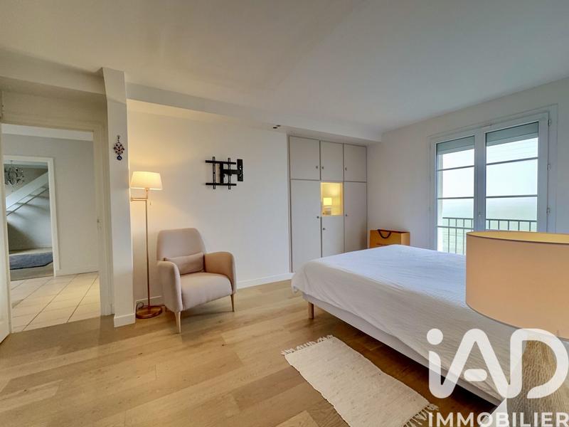 Maison - 175 m² - 7 pièces