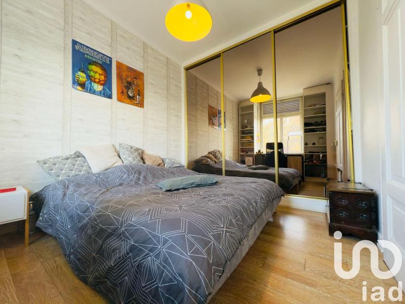 Appartement - 95 m² - 6 pièces