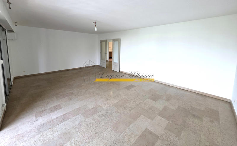 Appartement - 133 m² - 5 pièces