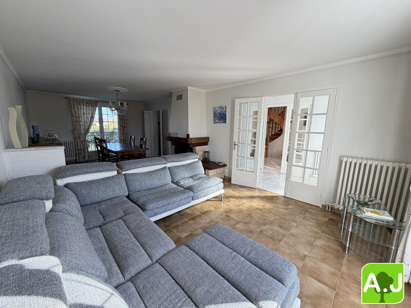 Maison - 125 m² - 5 pièces